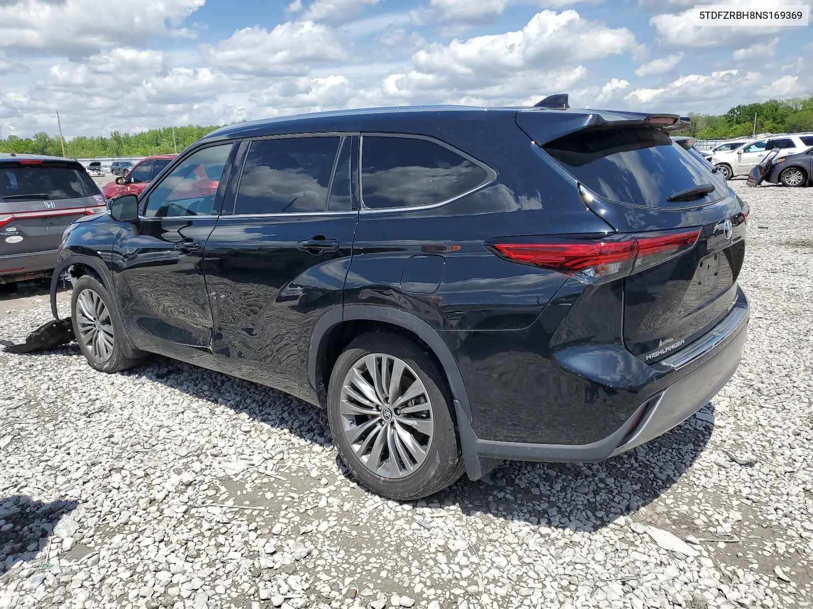 5TDFZRBH8NS169369 2022 Toyota Highlander Platinum