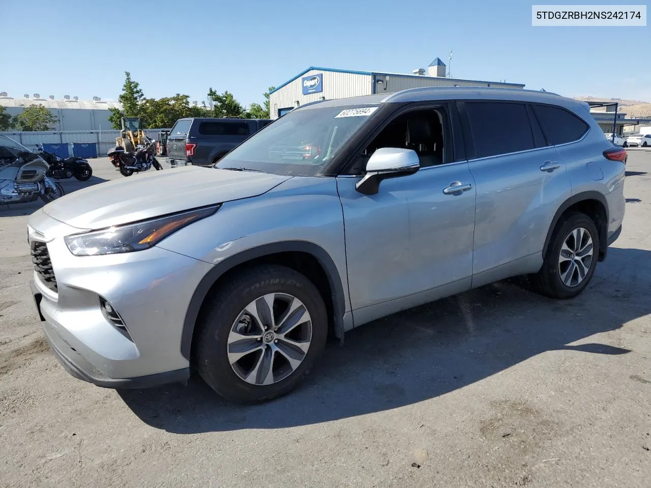 2022 Toyota Highlander Xle VIN: 5TDGZRBH2NS242174 Lot: 60275694