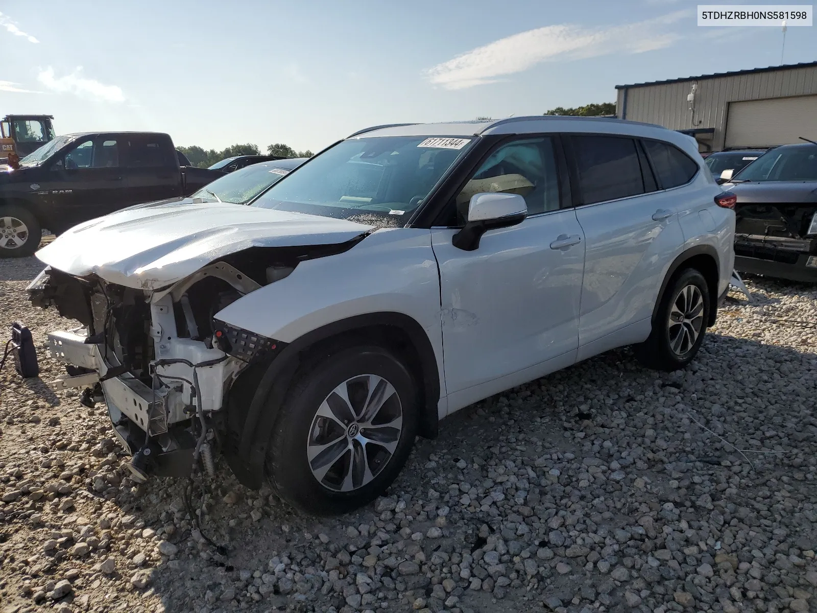 2022 Toyota Highlander Xle VIN: 5TDHZRBH0NS581598 Lot: 61711344