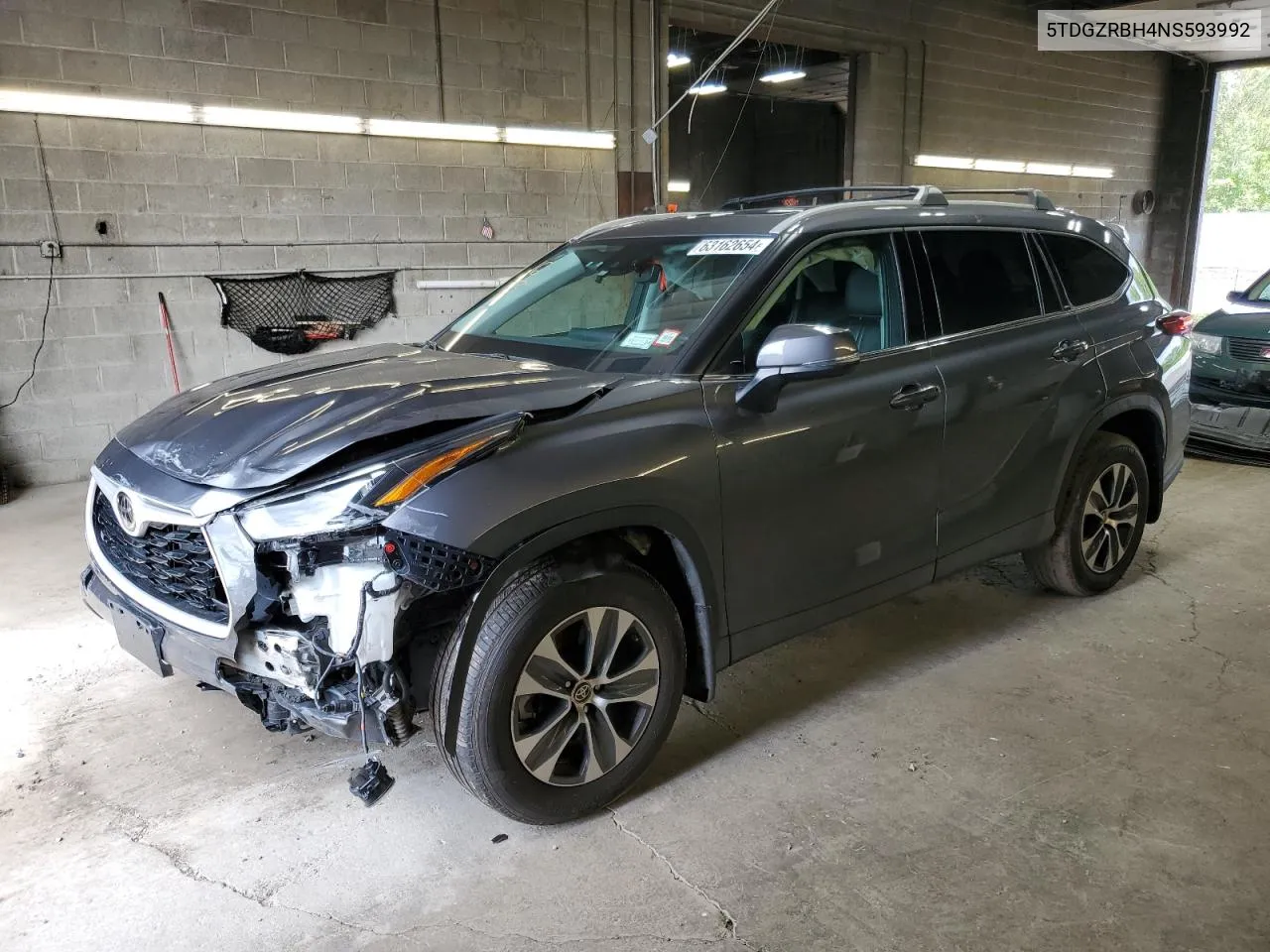 2022 Toyota Highlander Xle VIN: 5TDGZRBH4NS593992 Lot: 63162654