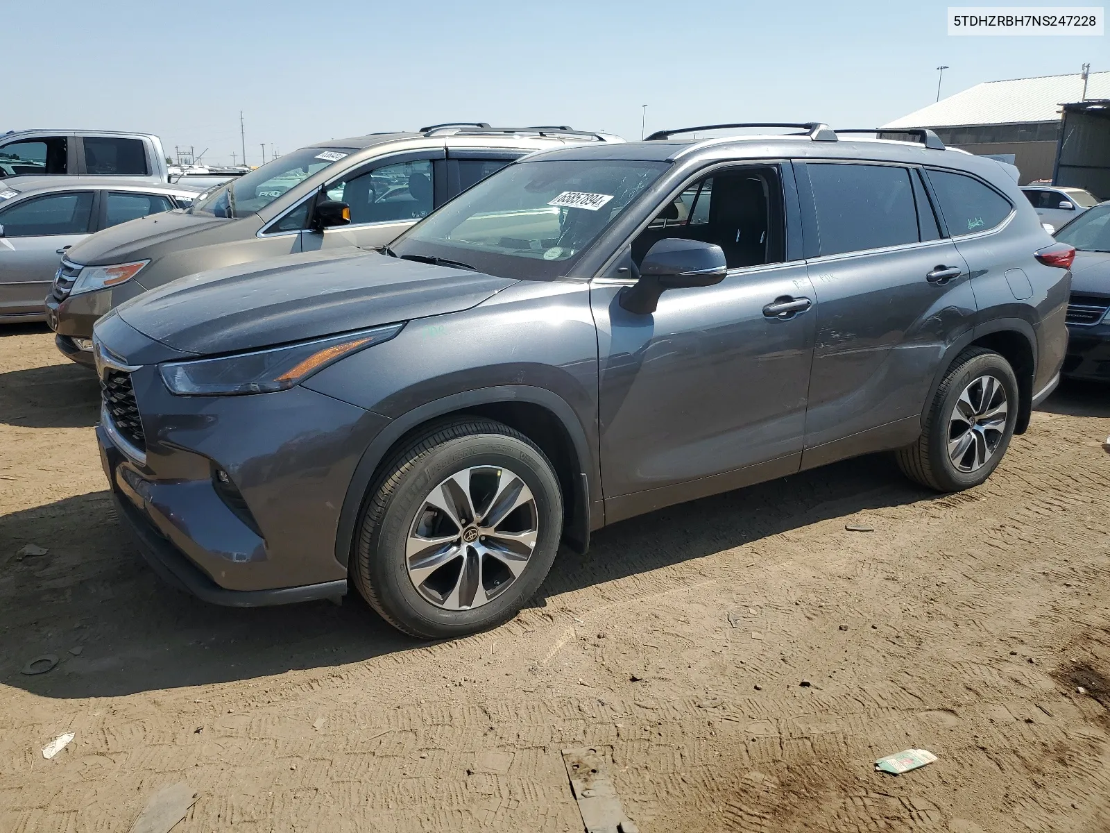 2022 Toyota Highlander Xle VIN: 5TDHZRBH7NS247228 Lot: 65857894