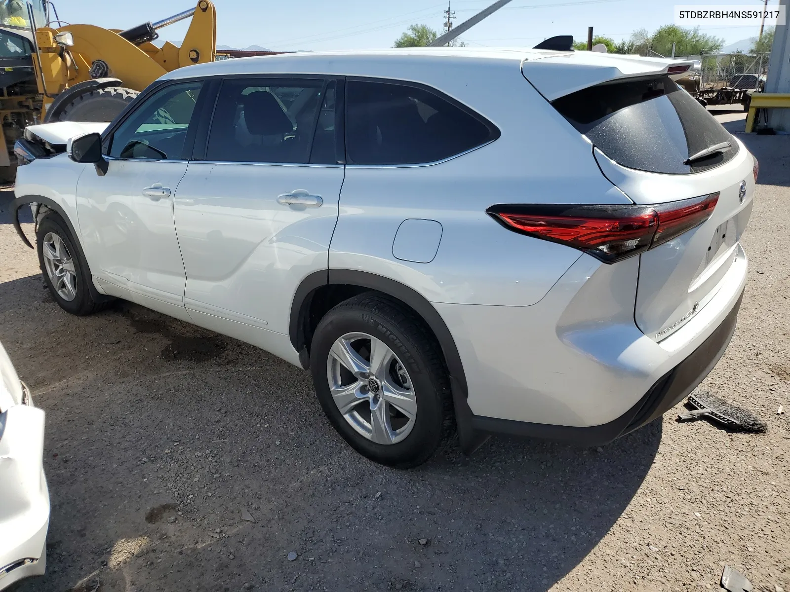 2022 Toyota Highlander L VIN: 5TDBZRBH4NS591217 Lot: 67419044