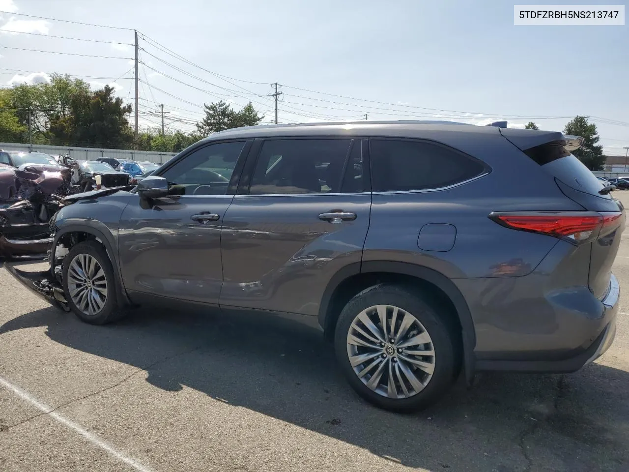 2022 Toyota Highlander Platinum VIN: 5TDFZRBH5NS213747 Lot: 68151034