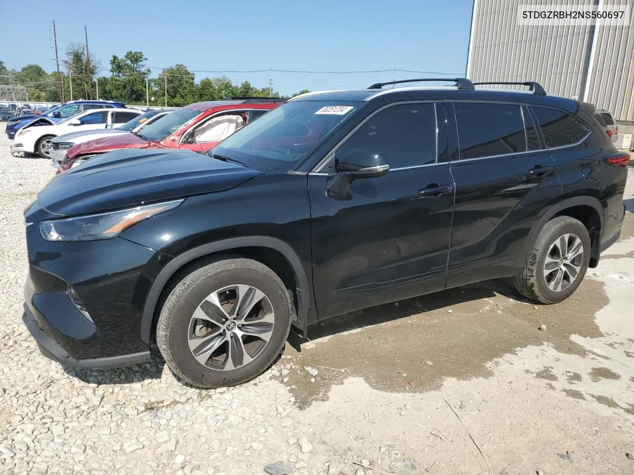 2022 Toyota Highlander Xle VIN: 5TDGZRBH2NS560697 Lot: 68281204