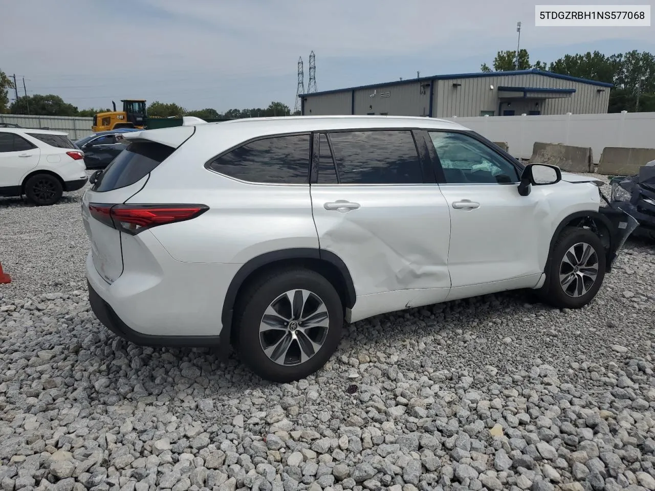 2022 Toyota Highlander Xle VIN: 5TDGZRBH1NS577068 Lot: 68705544