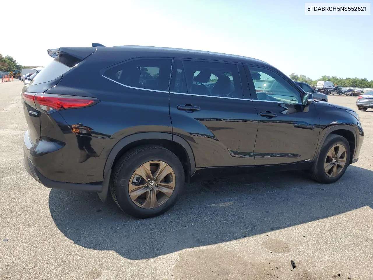 2022 Toyota Highlander Hybrid Xle VIN: 5TDABRCH5NS552621 Lot: 68708224