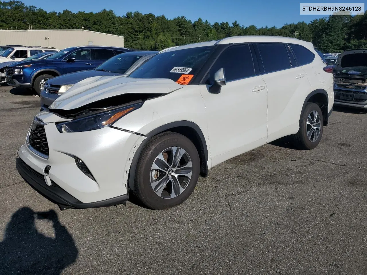 2022 Toyota Highlander Xle VIN: 5TDHZRBH9NS246128 Lot: 68859564