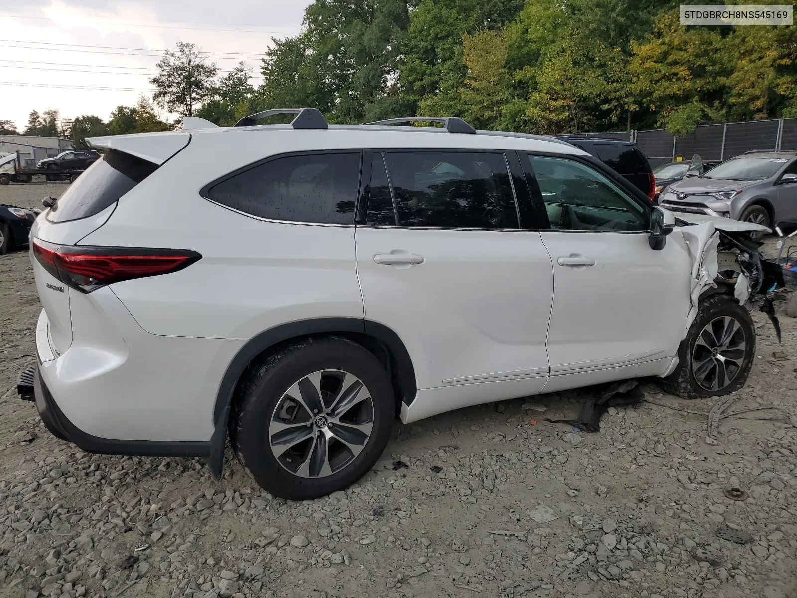 5TDGBRCH8NS545169 2022 Toyota Highlander Hybrid Xle