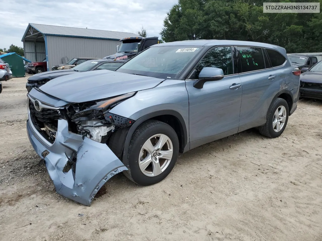 2022 Toyota Highlander L VIN: 5TDZZRAH3NS134737 Lot: 70819094