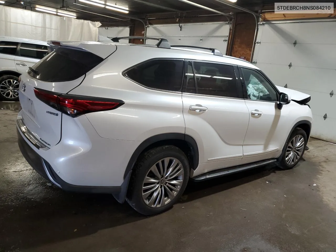 2022 Toyota Highlander Hybrid Platinum VIN: 5TDEBRCH8NS084210 Lot: 71613414