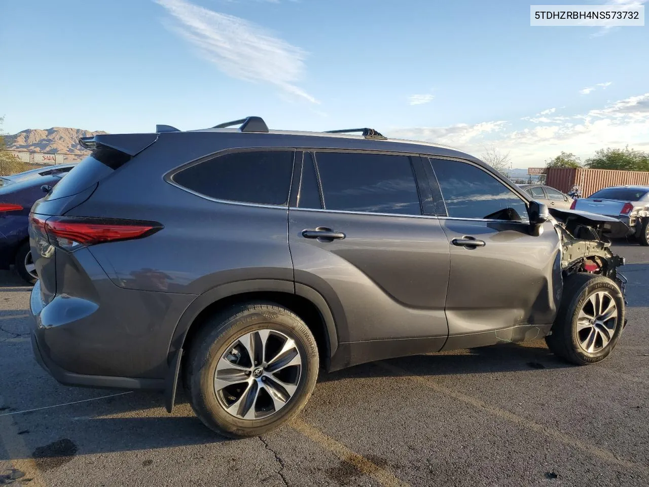 2022 Toyota Highlander Xle VIN: 5TDHZRBH4NS573732 Lot: 71653284