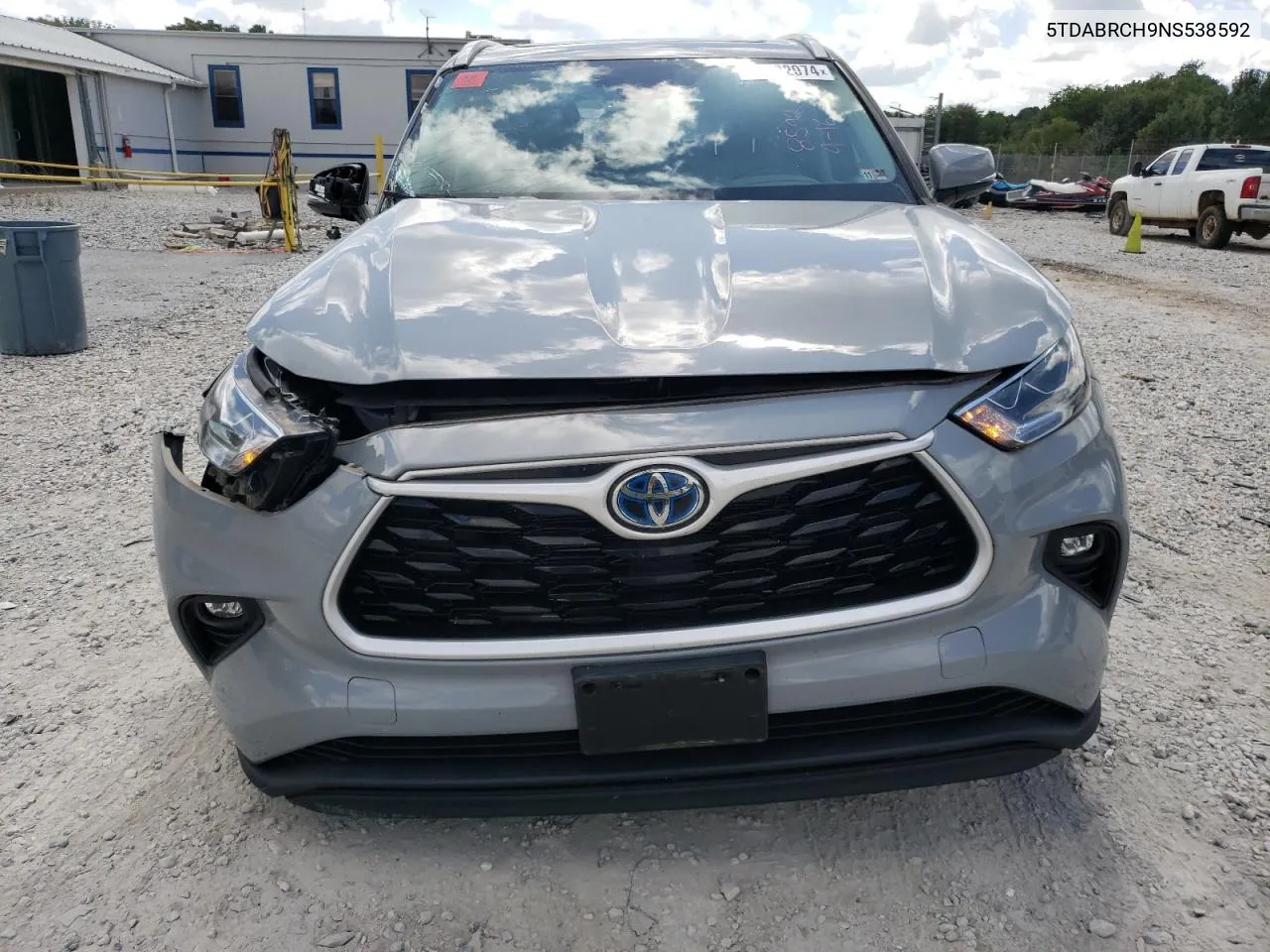 5TDABRCH9NS538592 2022 Toyota Highlander Hybrid Xle