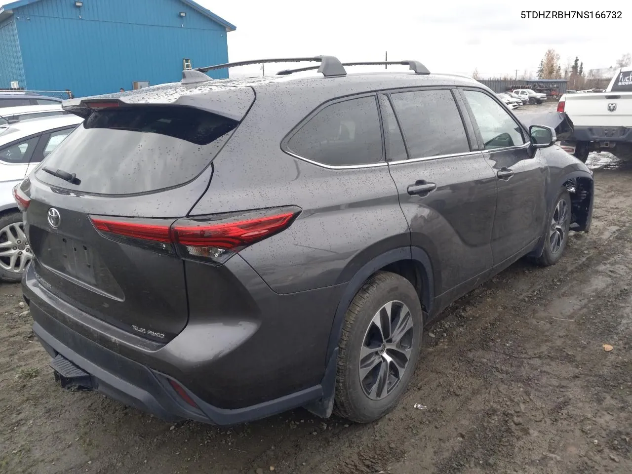 2022 Toyota Highlander Xle VIN: 5TDHZRBH7NS166732 Lot: 72655074