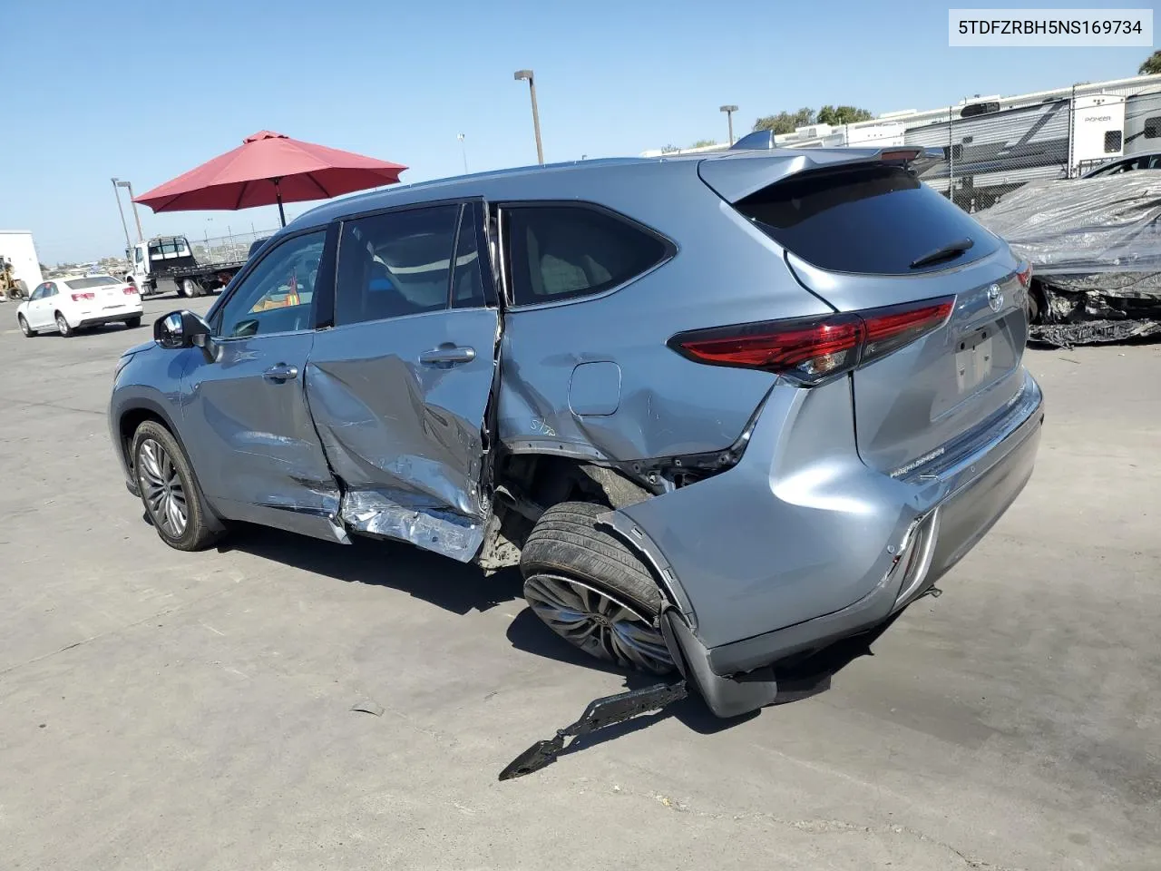 2022 Toyota Highlander Platinum VIN: 5TDFZRBH5NS169734 Lot: 73000664