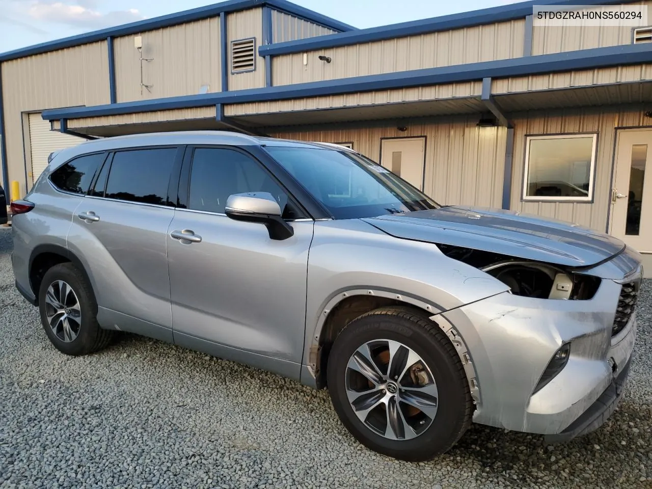 2022 Toyota Highlander Xle VIN: 5TDGZRAH0NS560294 Lot: 73019374