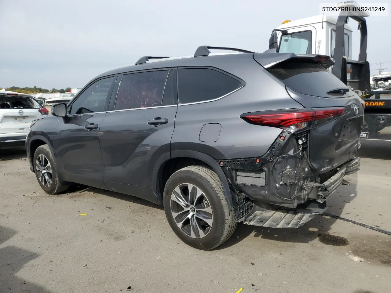 2022 Toyota Highlander Xle VIN: 5TDGZRBH0NS245249 Lot: 75546274