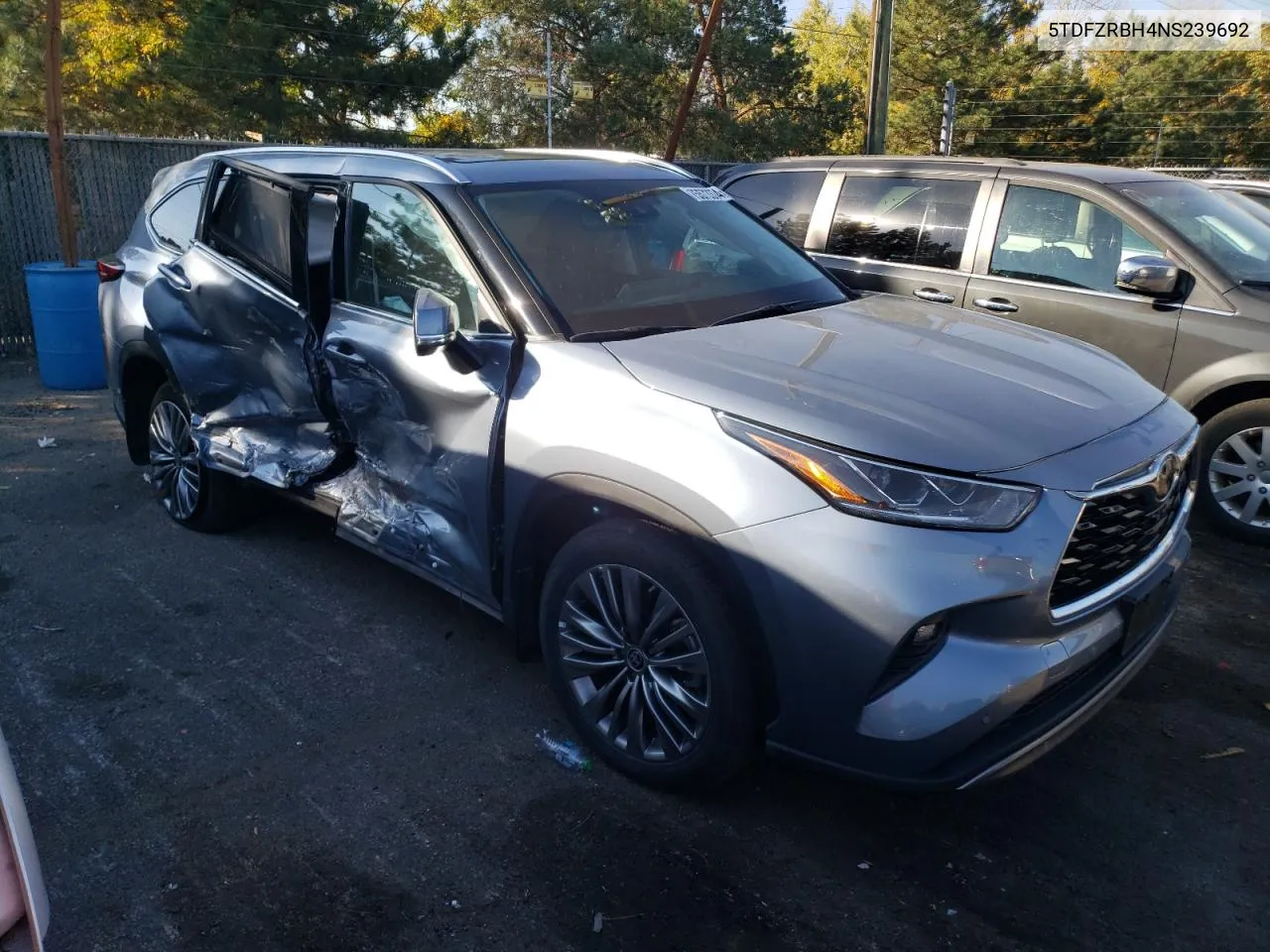 2022 Toyota Highlander Platinum VIN: 5TDFZRBH4NS239692 Lot: 75573374