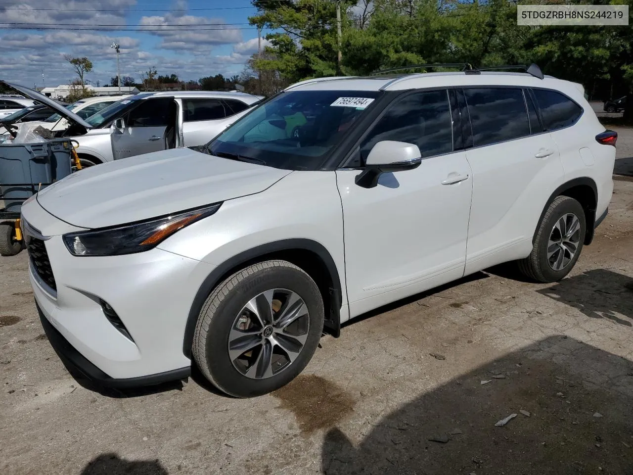 2022 Toyota Highlander Xle VIN: 5TDGZRBH8NS244219 Lot: 75697494