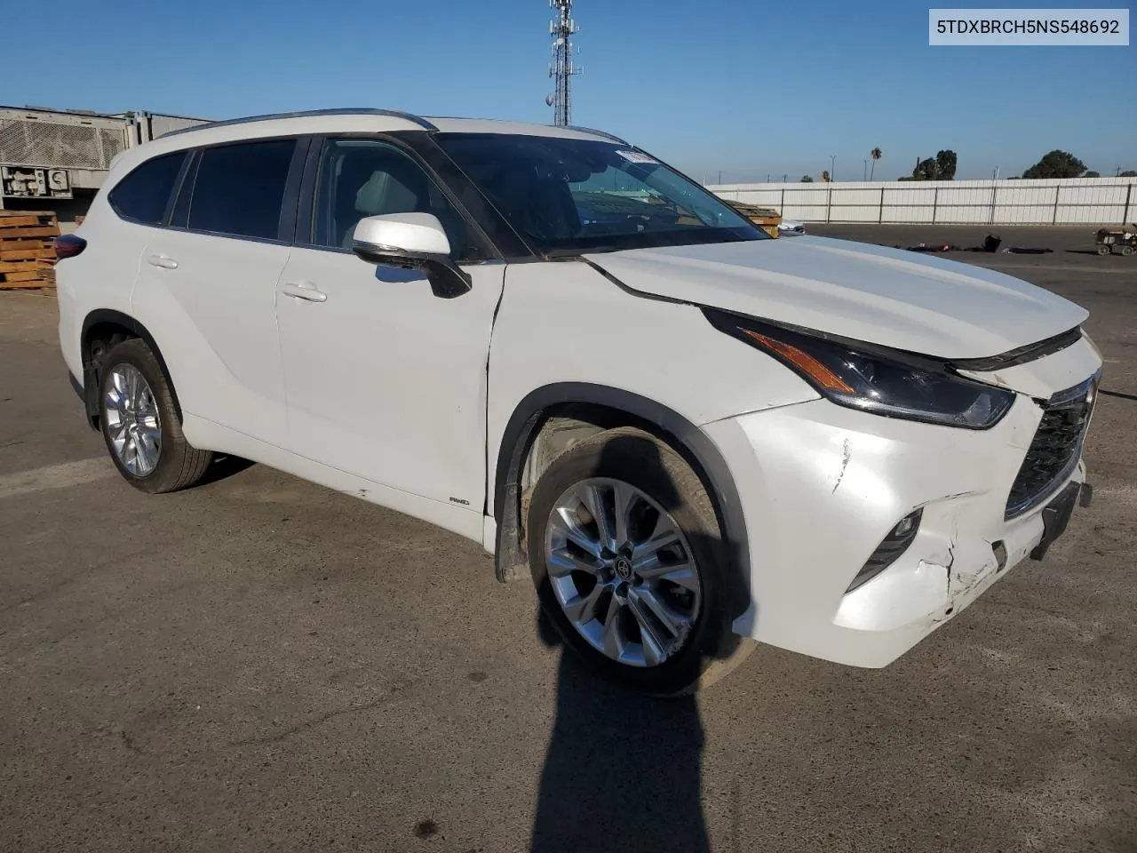 2022 Toyota Highlander Hybrid Limited VIN: 5TDXBRCH5NS548692 Lot: 77877894