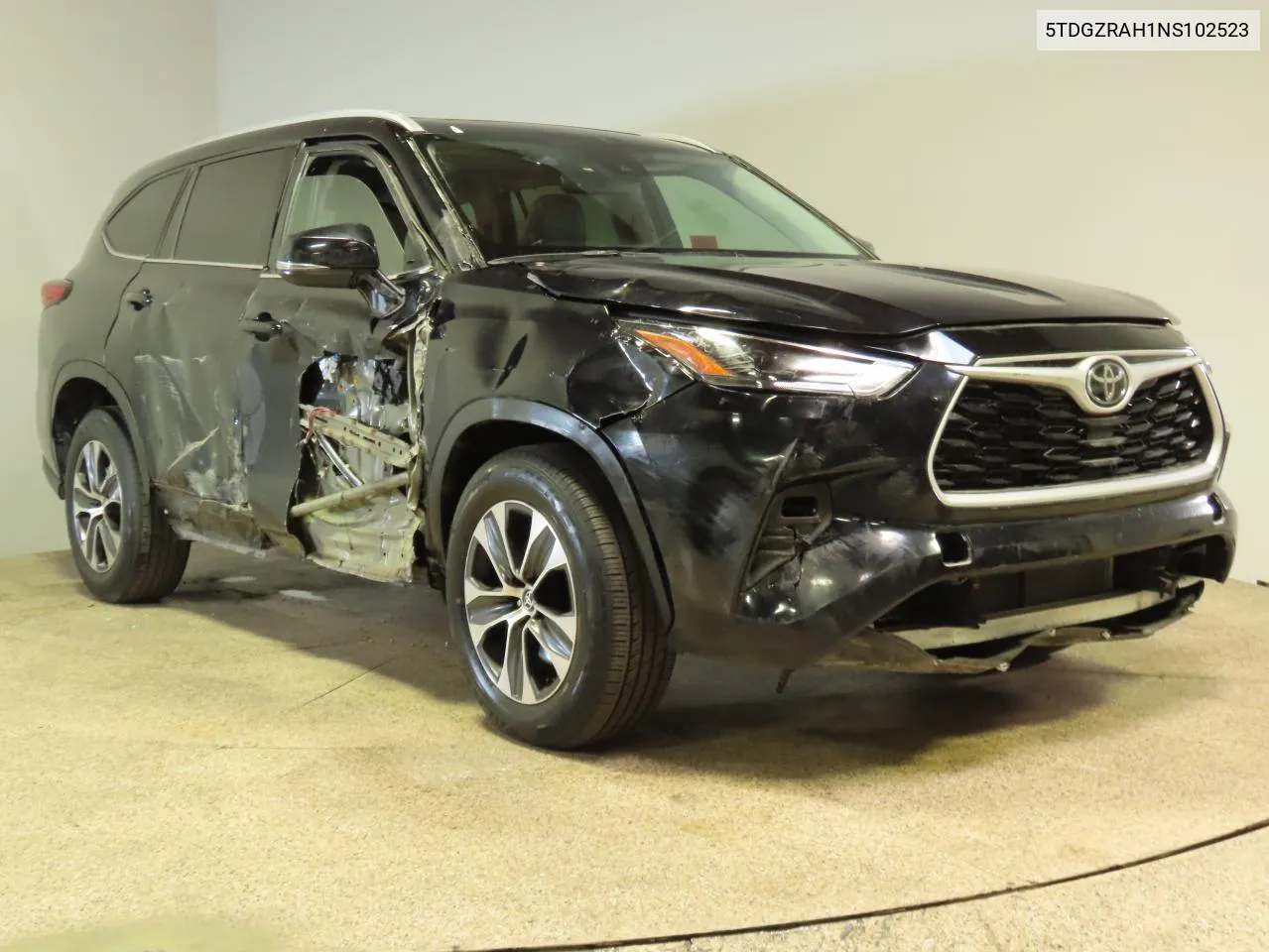 2022 Toyota Highlander Xle VIN: 5TDGZRAH1NS102523 Lot: 78067844