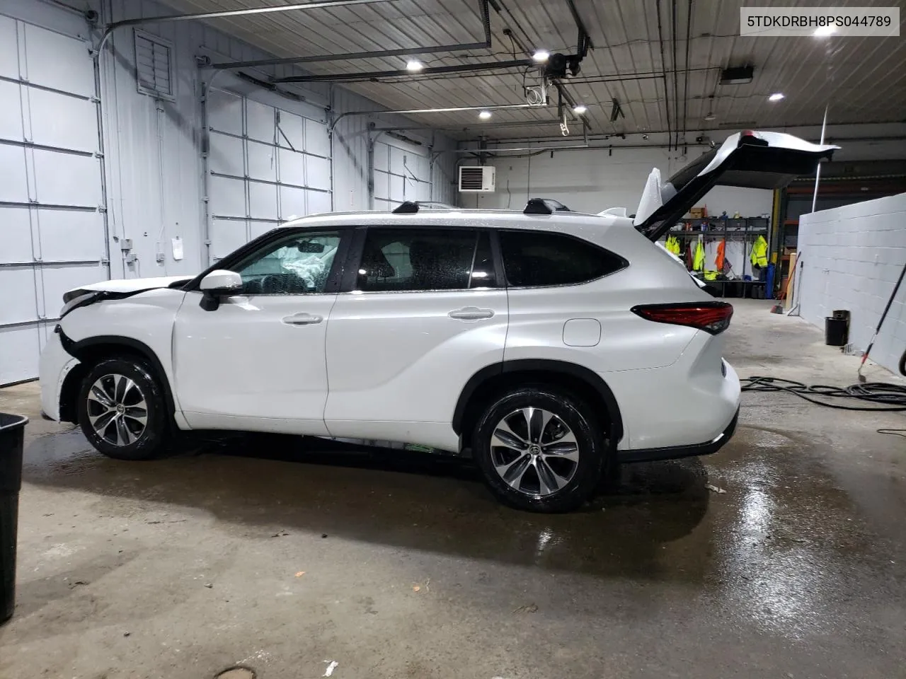 2023 Toyota Highlander L VIN: 5TDKDRBH8PS044789 Lot: 60147064