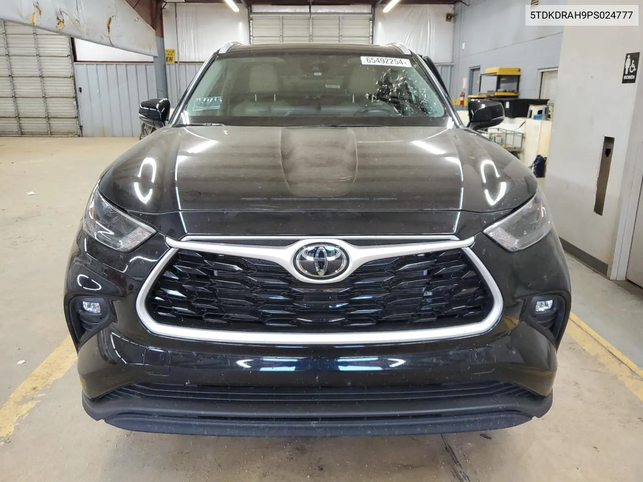 2023 Toyota Highlander L VIN: 5TDKDRAH9PS024777 Lot: 66847234