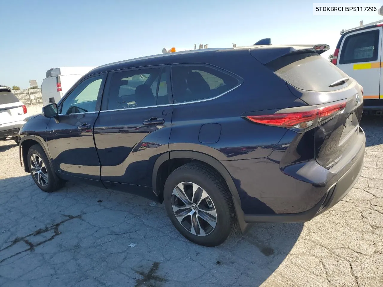 2023 Toyota Highlander Hybrid Xle VIN: 5TDKBRCH5PS117296 Lot: 70868964