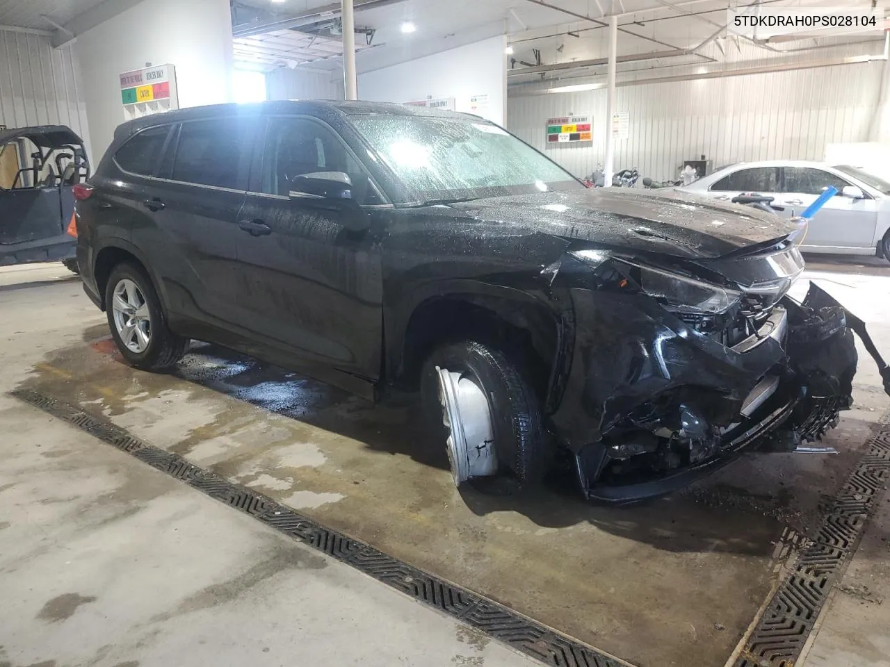 2023 Toyota Highlander L VIN: 5TDKDRAH0PS028104 Lot: 74720594