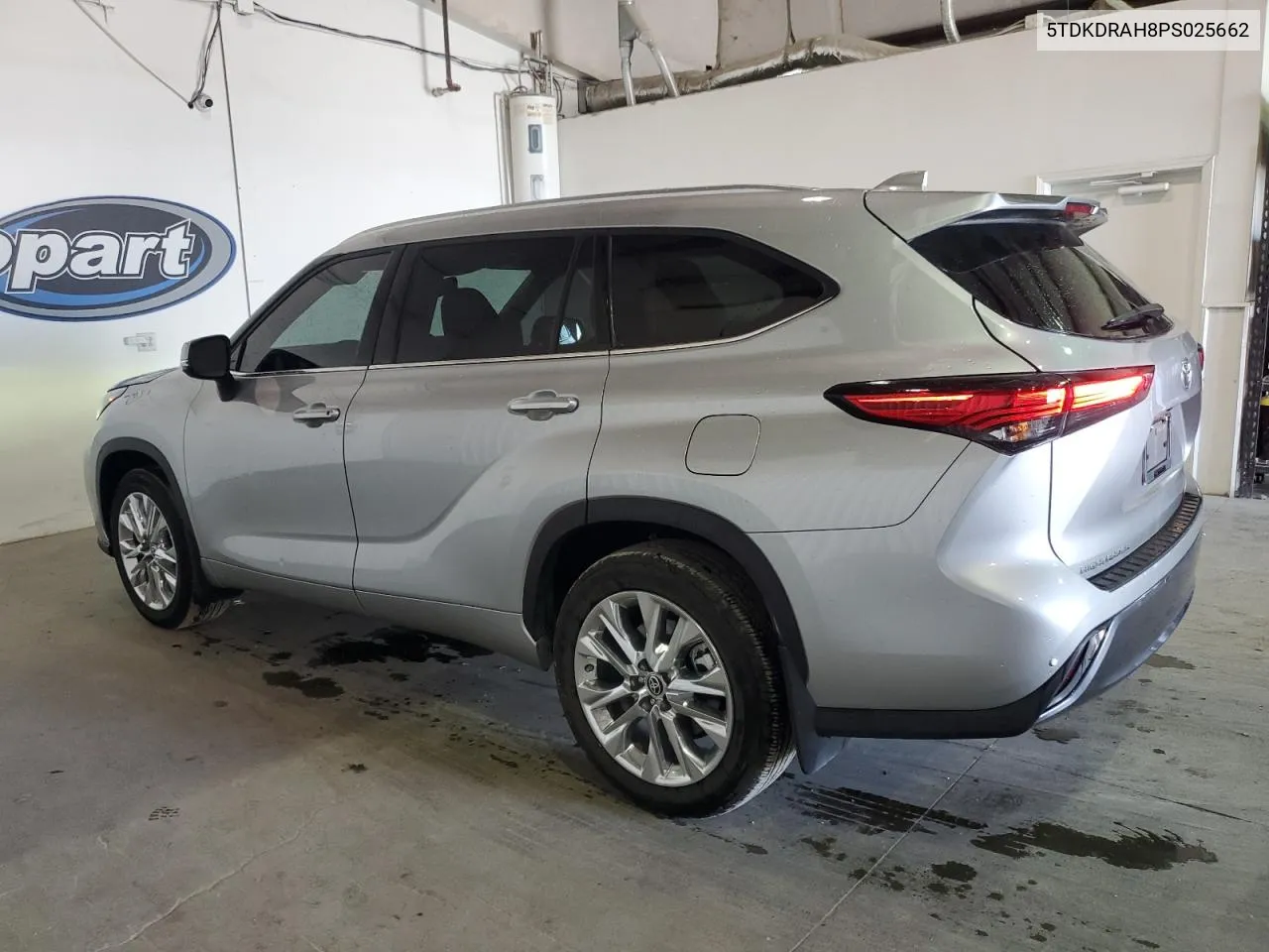 2023 Toyota Highlander L VIN: 5TDKDRAH8PS025662 Lot: 75704644