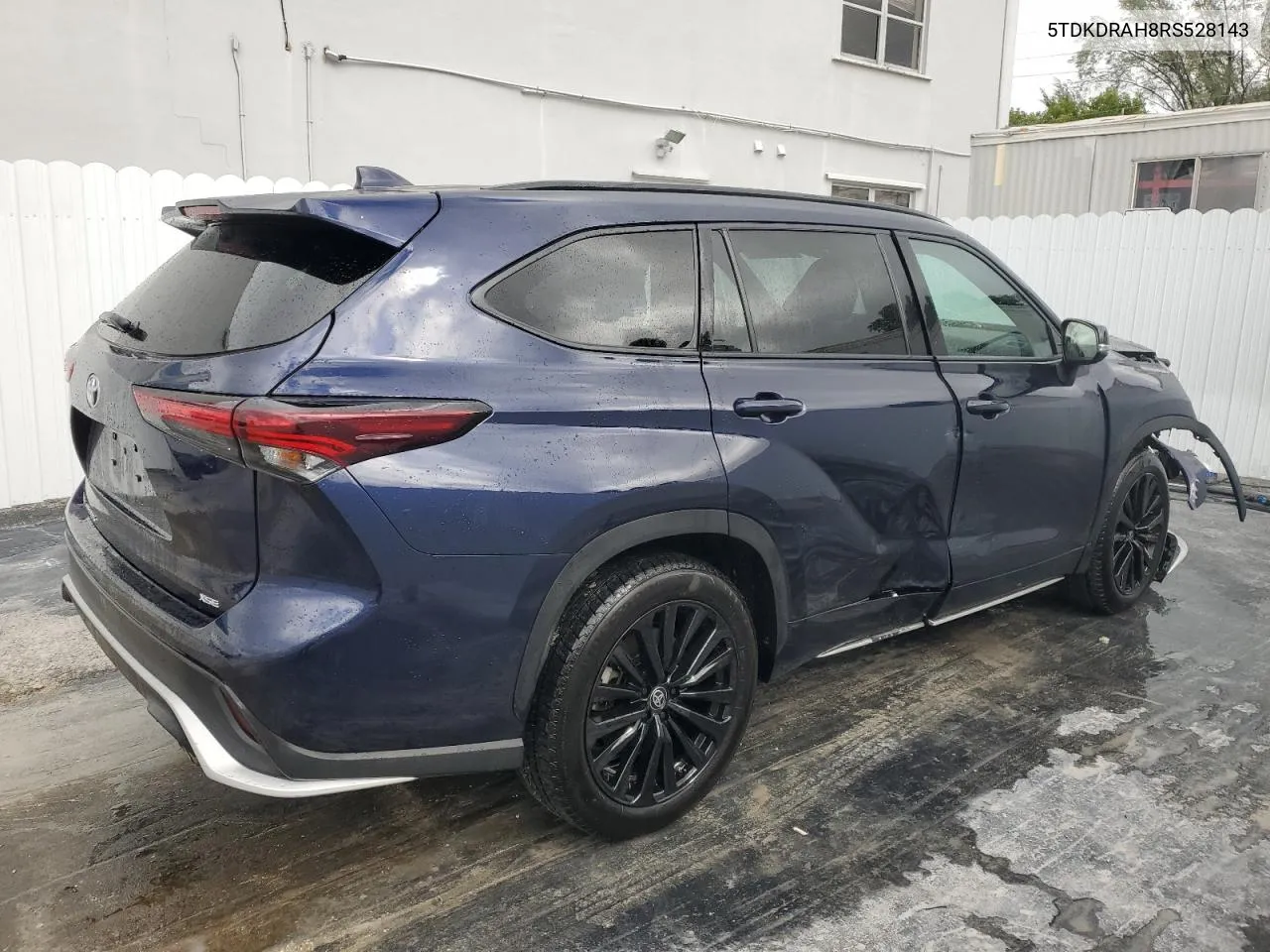 2024 Toyota Highlander Le VIN: 5TDKDRAH8RS528143 Lot: 79651114