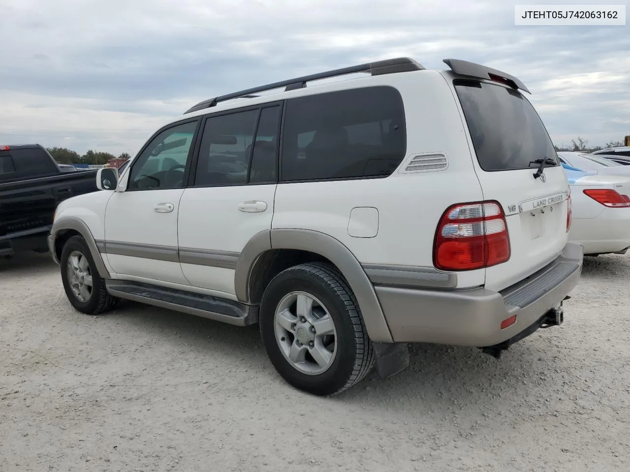 2004 Toyota Land Cruiser VIN: JTEHT05J742063162 Lot: 78252264