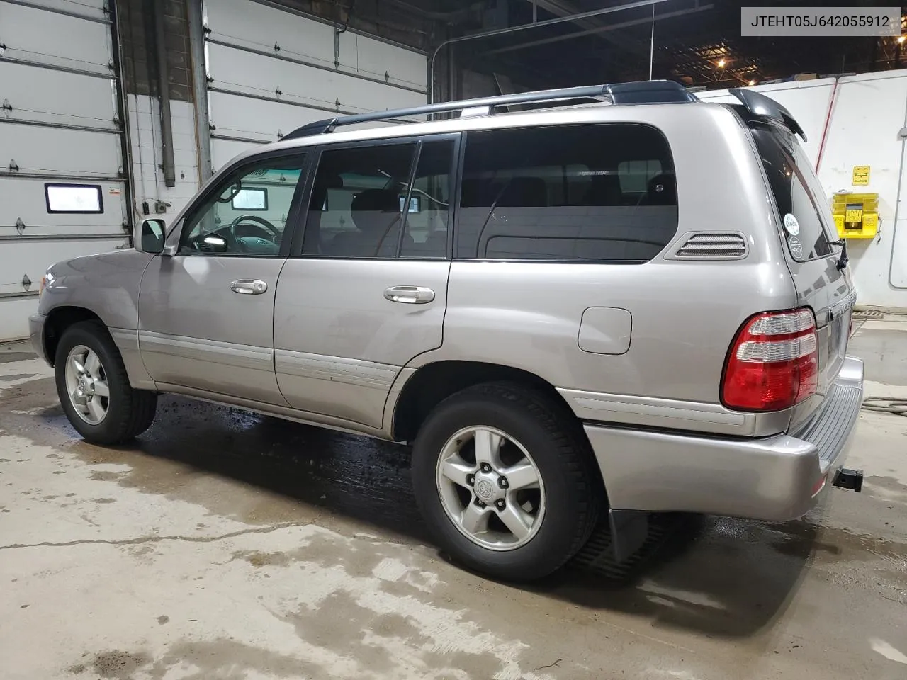 2004 Toyota Land Cruiser VIN: JTEHT05J642055912 Lot: 80625664