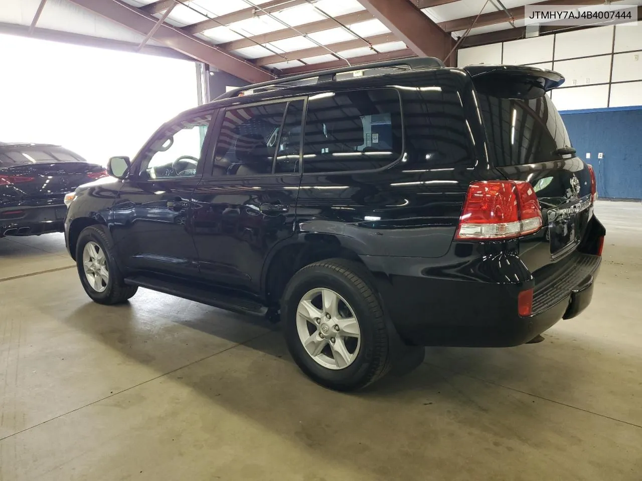 2011 Toyota Land Cruiser VIN: JTMHY7AJ4B4007444 Lot: 73161824