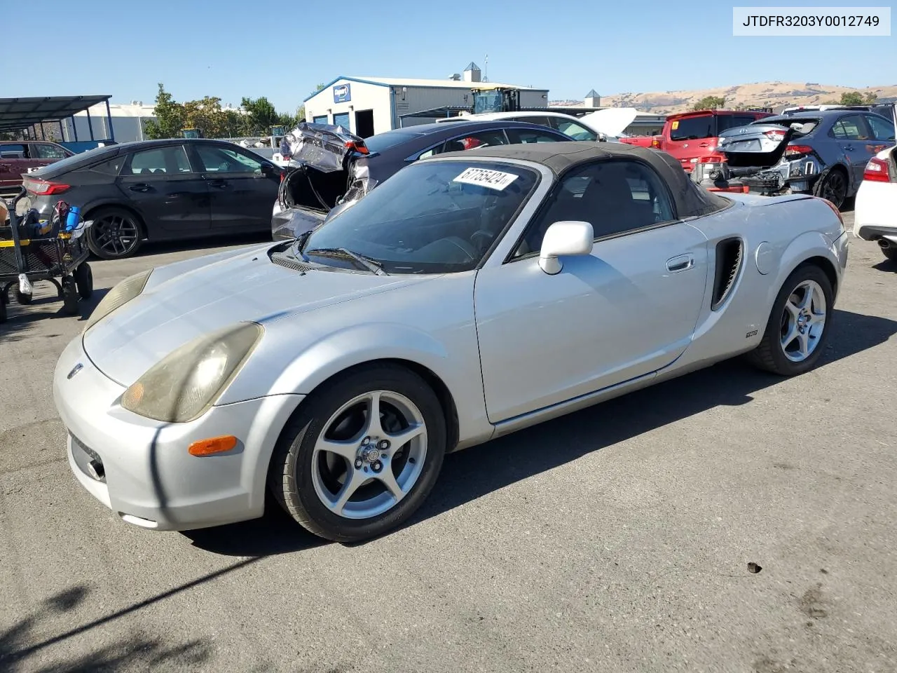 2000 Toyota Mr2 Spyder VIN: JTDFR3203Y0012749 Lot: 67755424