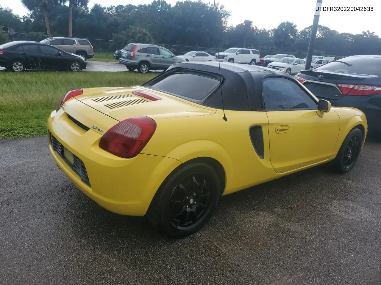 2002 Toyota Mr2 Spyder VIN: JTDFR320220042638 Lot: 74129724