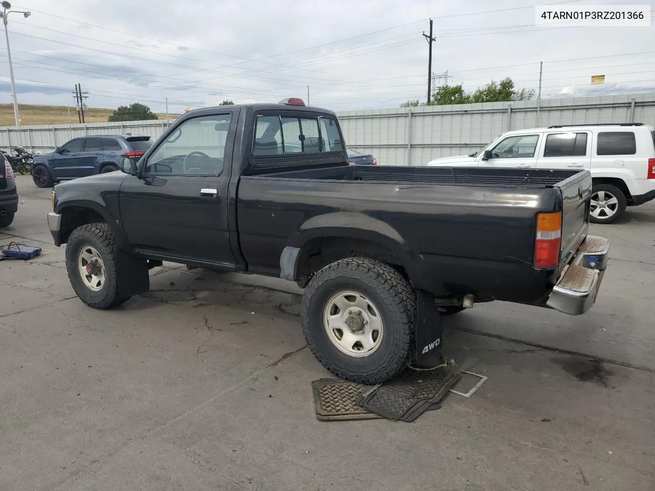 1994 Toyota Pickup 1/2 Ton Short Wheelbase Dx VIN: 4TARN01P3RZ201366 Lot: 71034454