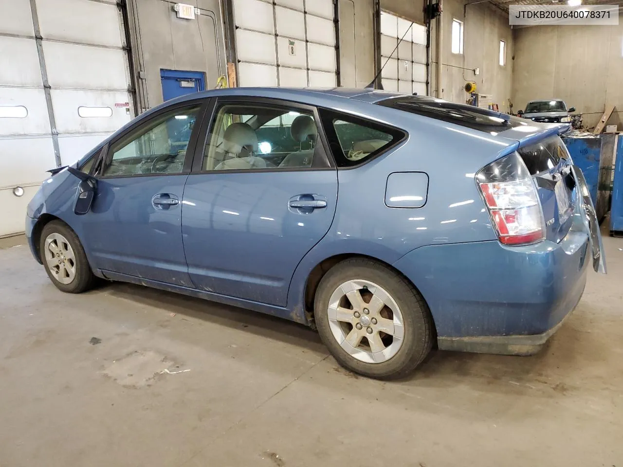 2004 Toyota Prius VIN: JTDKB20U640078371 Lot: 56282324