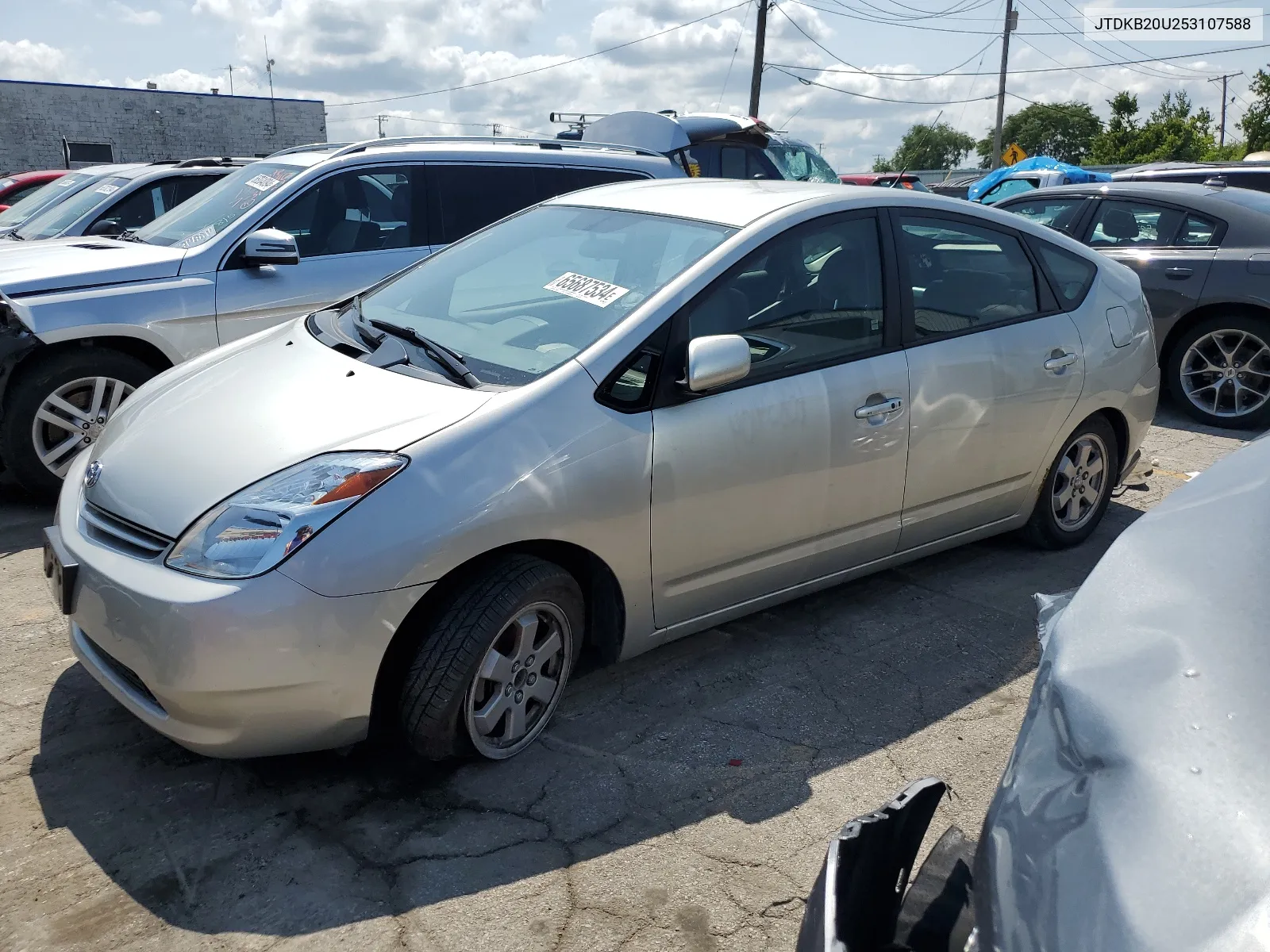 2005 Toyota Prius VIN: JTDKB20U253107588 Lot: 65687534