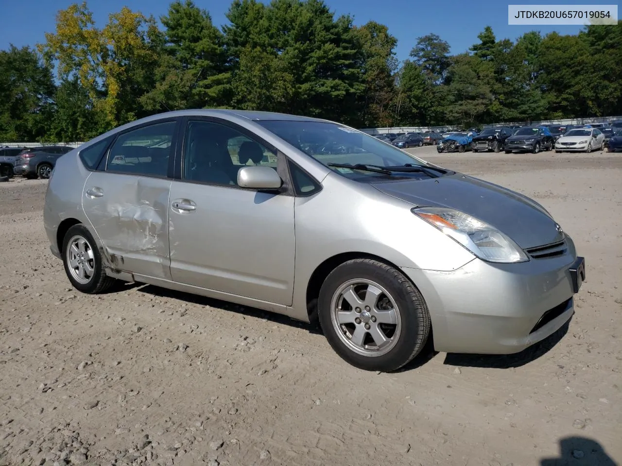 2005 Toyota Prius VIN: JTDKB20U657019054 Lot: 71280964