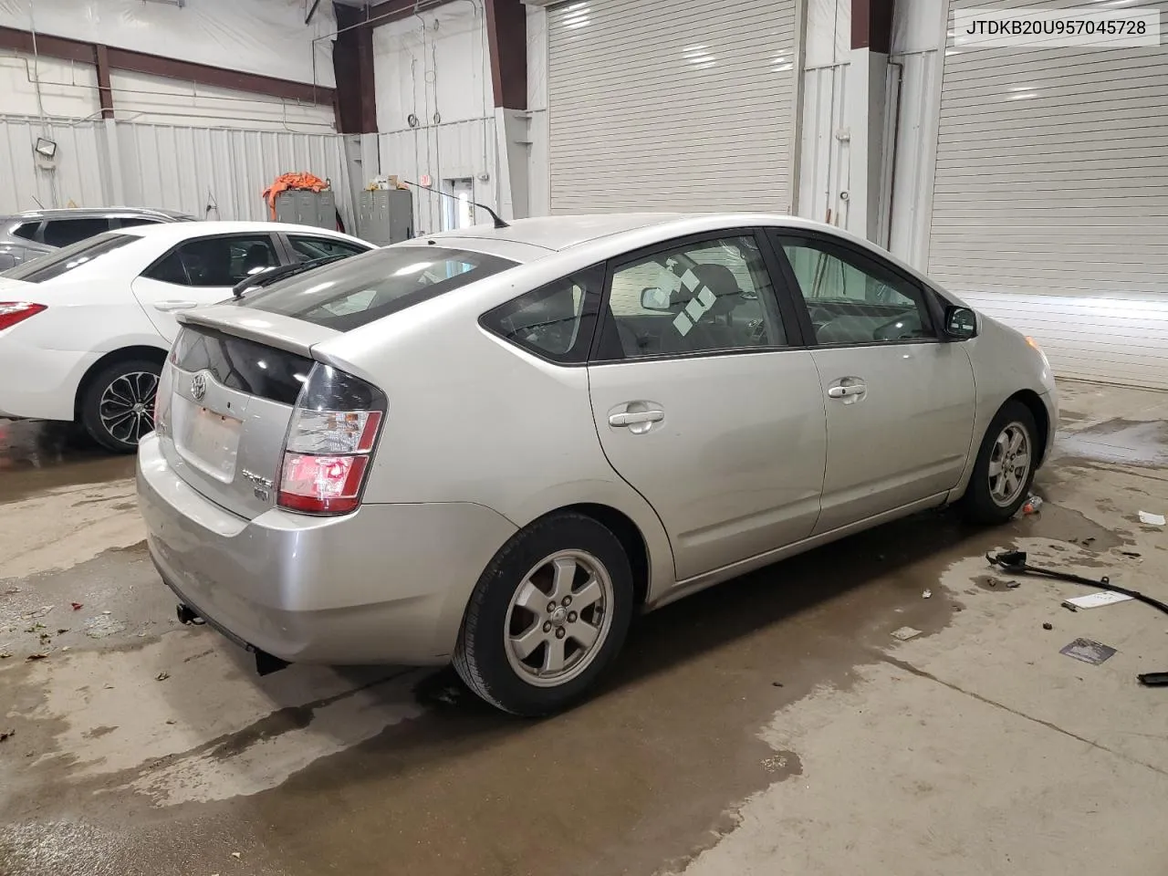 2005 Toyota Prius VIN: JTDKB20U957045728 Lot: 77751314