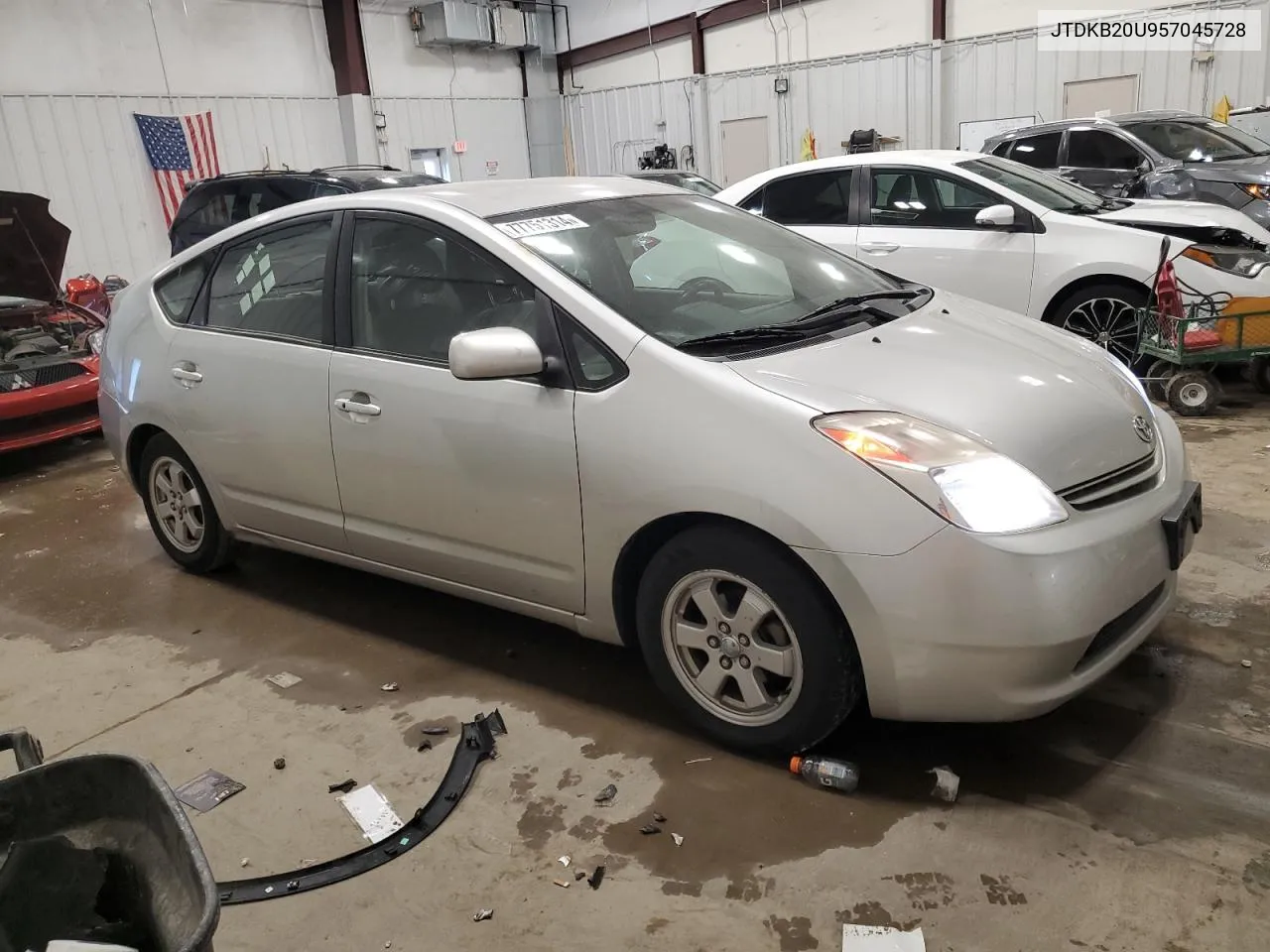 JTDKB20U957045728 2005 Toyota Prius