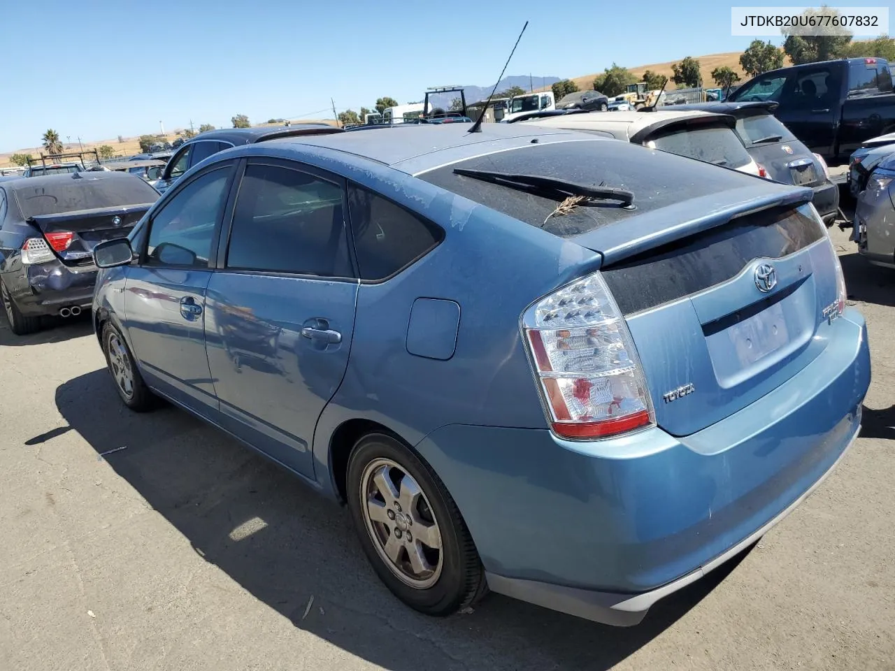 2007 Toyota Prius VIN: JTDKB20U677607832 Lot: 67520004