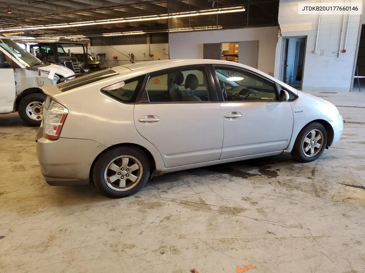 2007 Toyota Prius VIN: JTDKB20U177660146 Lot: 69475434