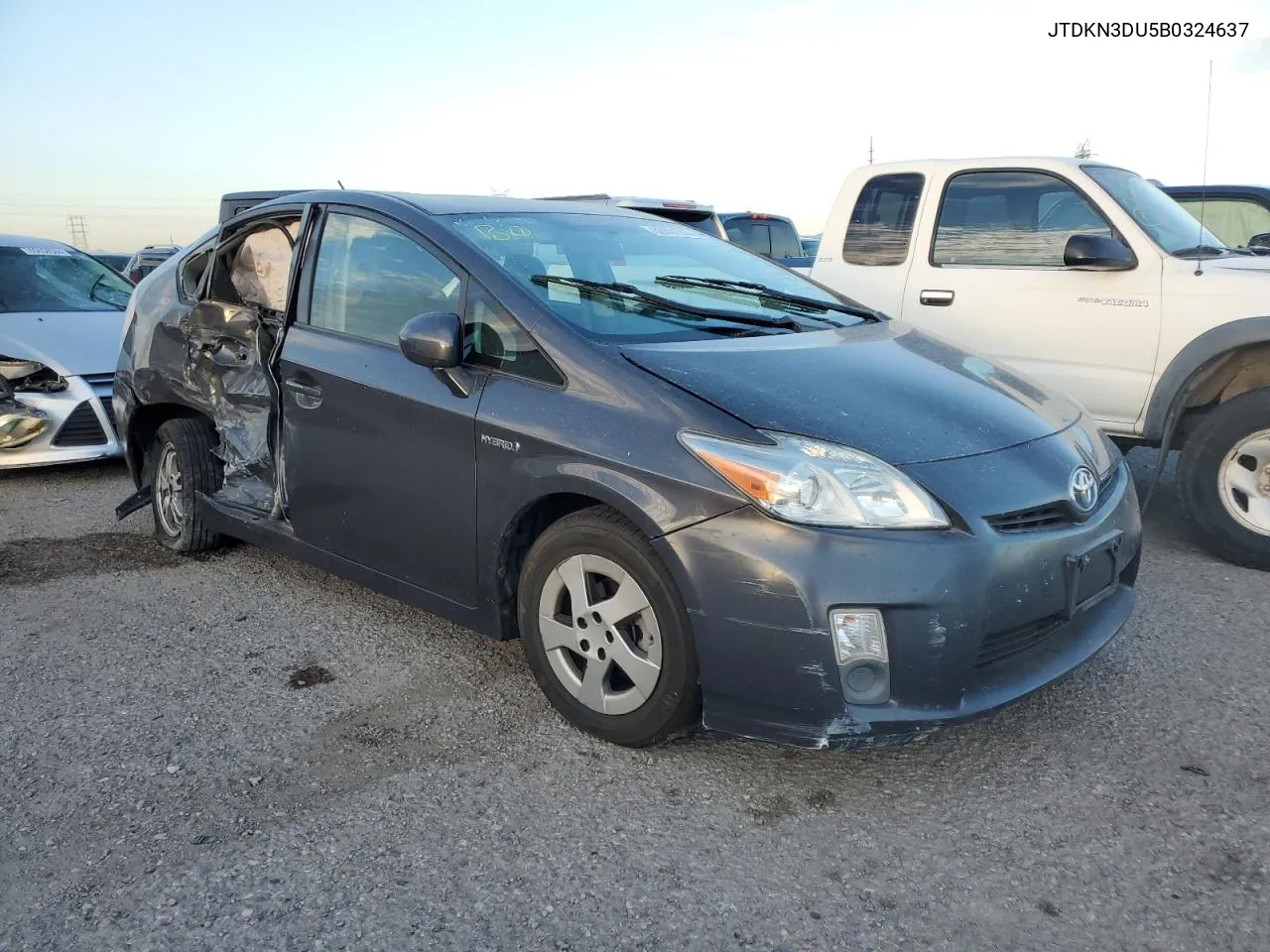 JTDKN3DU5B0324637 2011 Toyota Prius