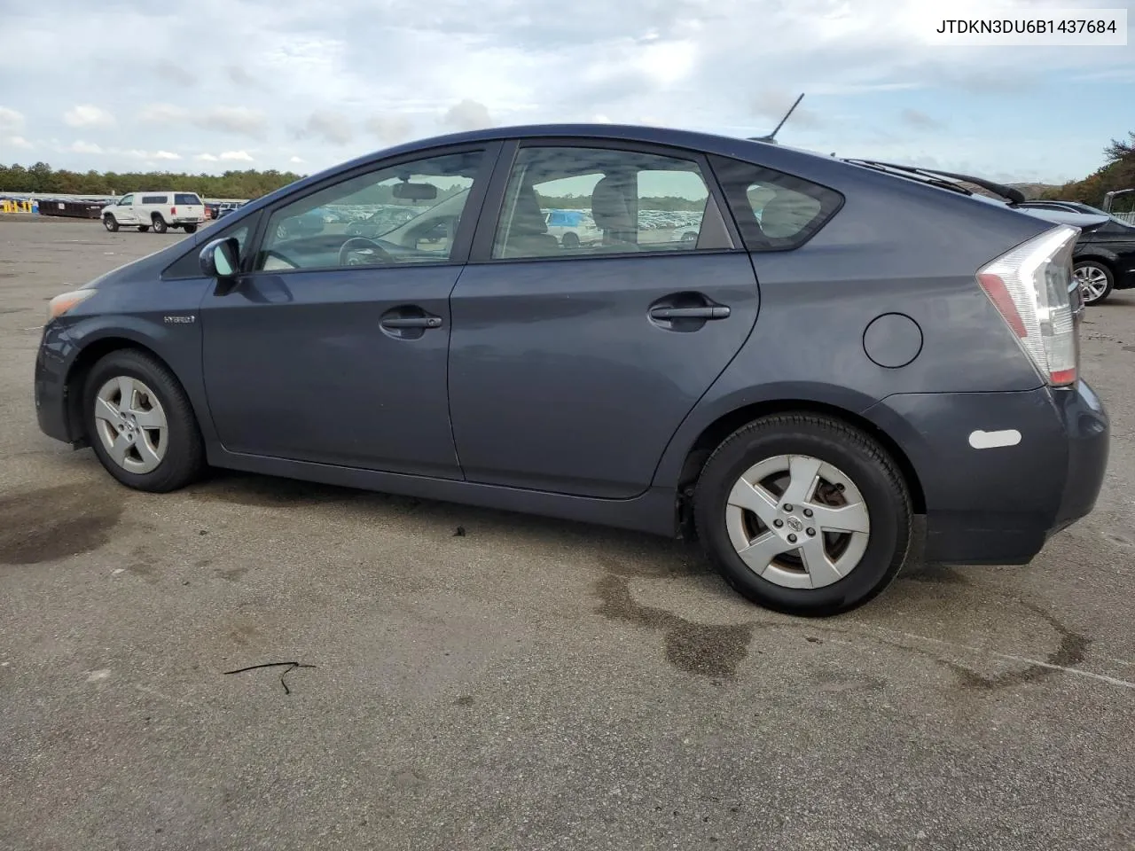 JTDKN3DU6B1437684 2011 Toyota Prius