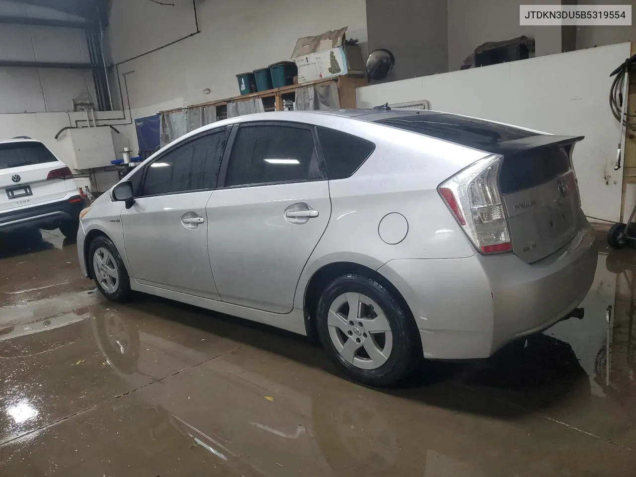 JTDKN3DU5B5319554 2011 Toyota Prius