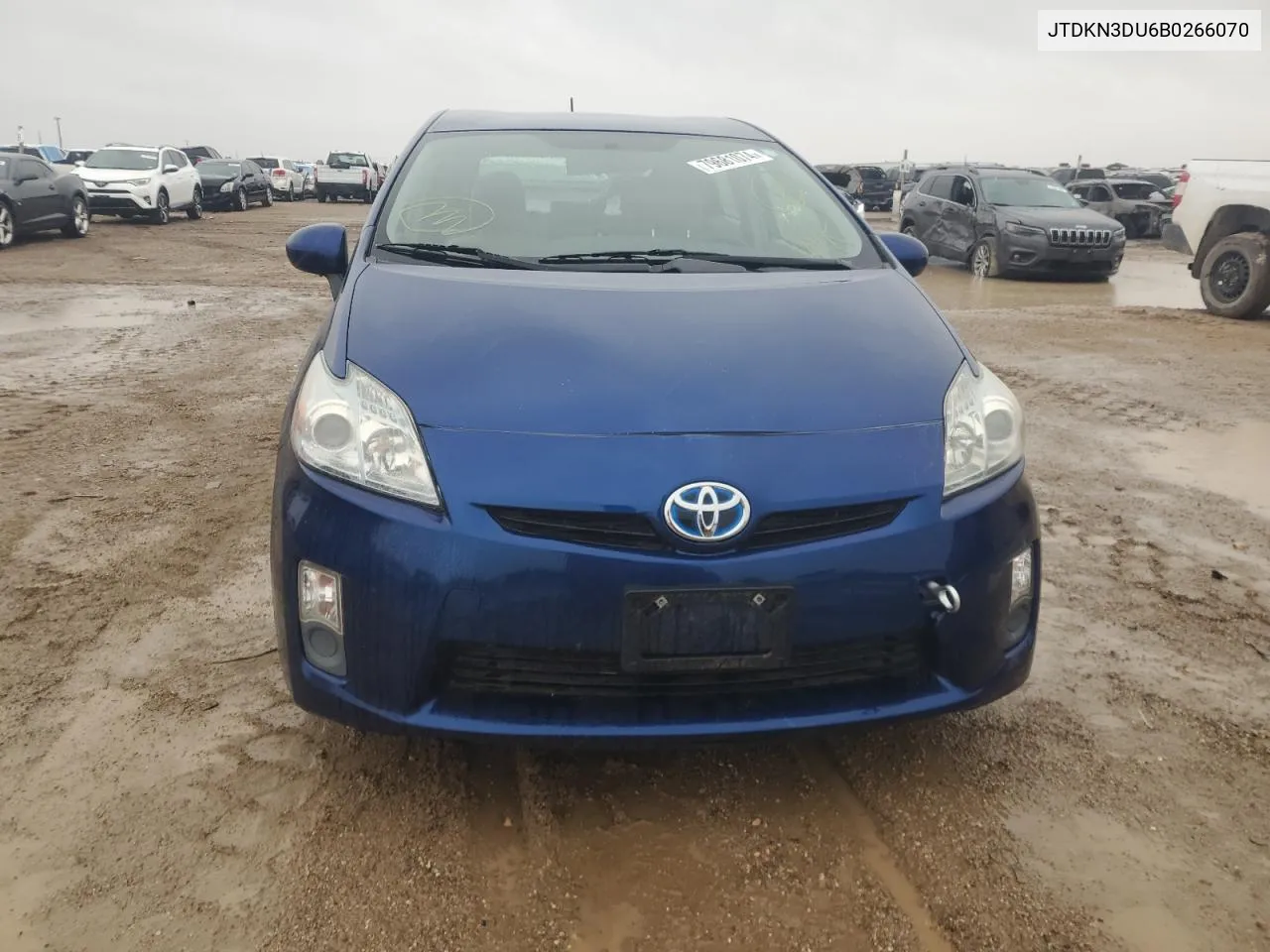 2011 Toyota Prius VIN: JTDKN3DU6B0266070 Lot: 79681074