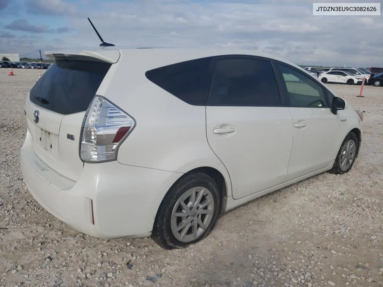 2012 Toyota Prius V VIN: JTDZN3EU9C3082626 Lot: 68758854