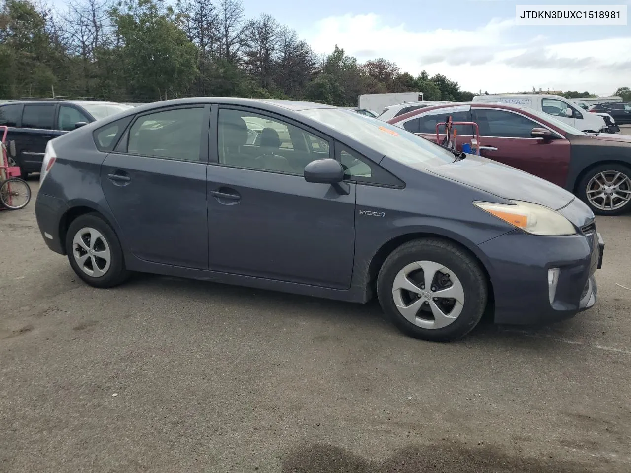 JTDKN3DUXC1518981 2012 Toyota Prius