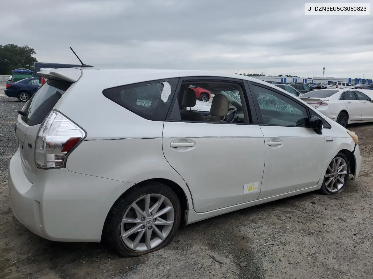 JTDZN3EU5C3050823 2012 Toyota Prius V